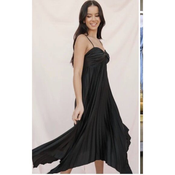 Petal & Pup Vikki Pleated Satin Maxi Dress Black Size 6 Elegant Formal - Picture 2 of 12